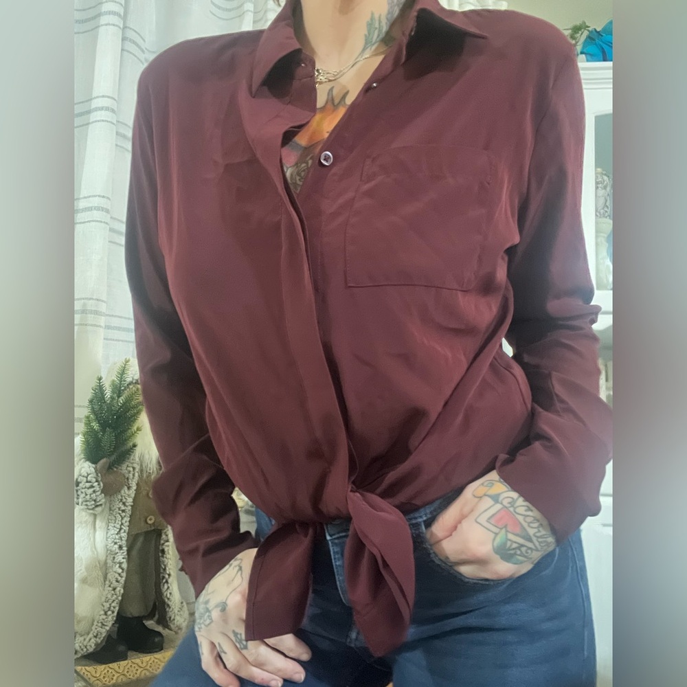 Nine West women’s button down blouse, wine red size small, drapey slimming top